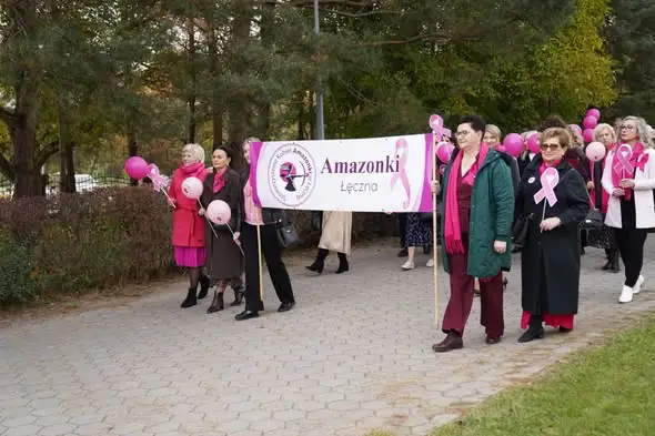 Marsz Różowej Wstążki w Łęcznej – 30 lat Amazonek i walka z rakiem piersi